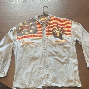 Shooter men’s rare freedom statue USA flag snap button shirt.